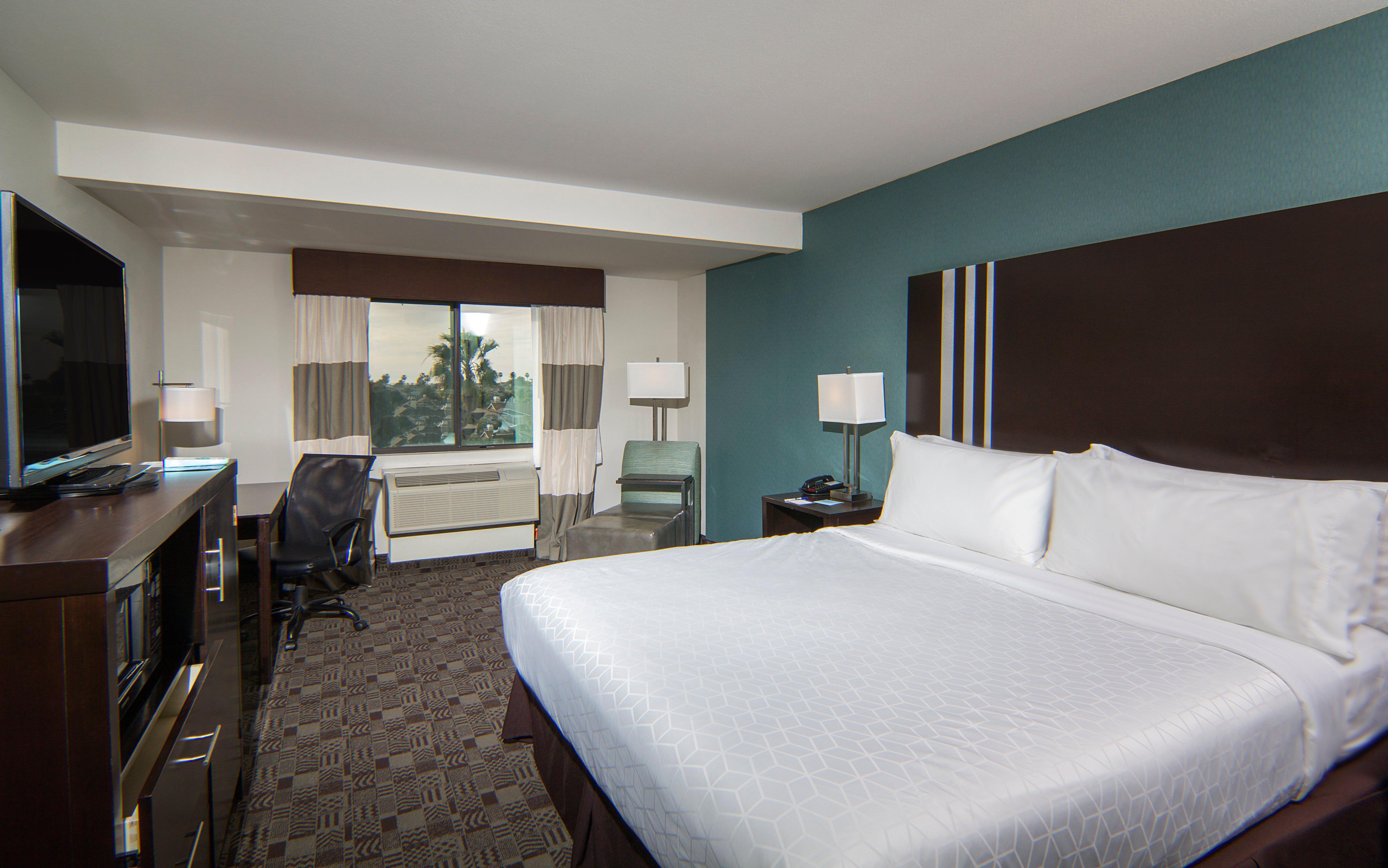Holiday Inn Express Hotel & Suites Carlsbad Beach By Ihg Buitenkant foto