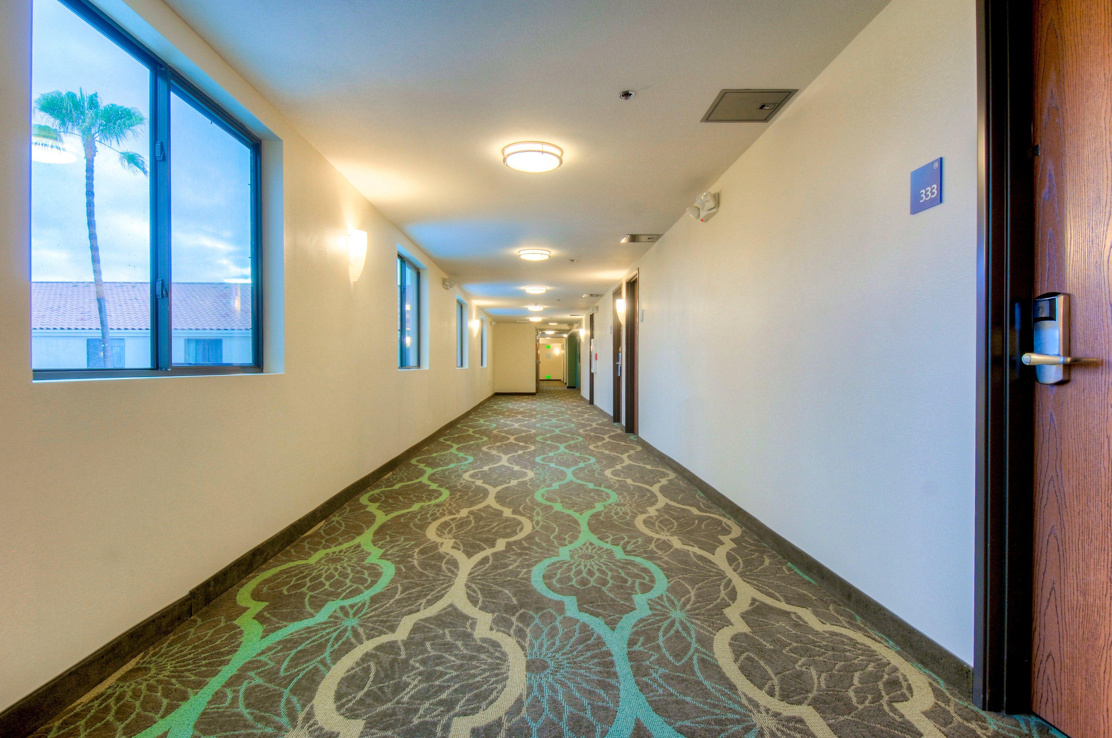 Holiday Inn Express Hotel & Suites Carlsbad Beach By Ihg Buitenkant foto
